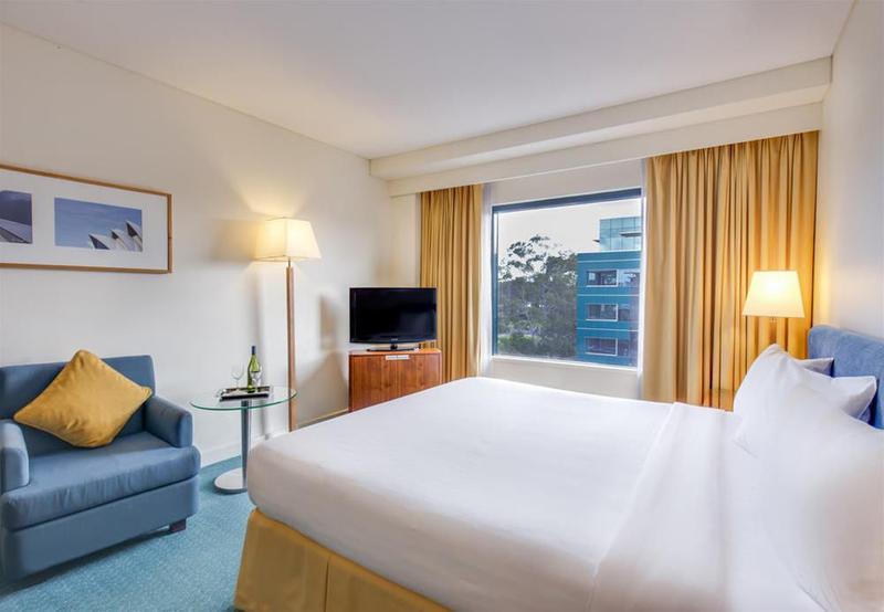 คอร์ตยาร์ด ซิดนีย์-นอร์ทไรด์ Hotel ภายนอก รูปภาพ